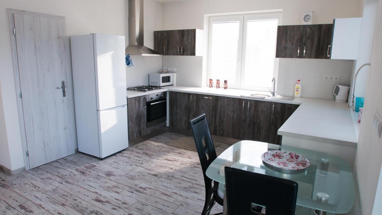 Royal House Trencin Villa ภายนอก รูปภาพ