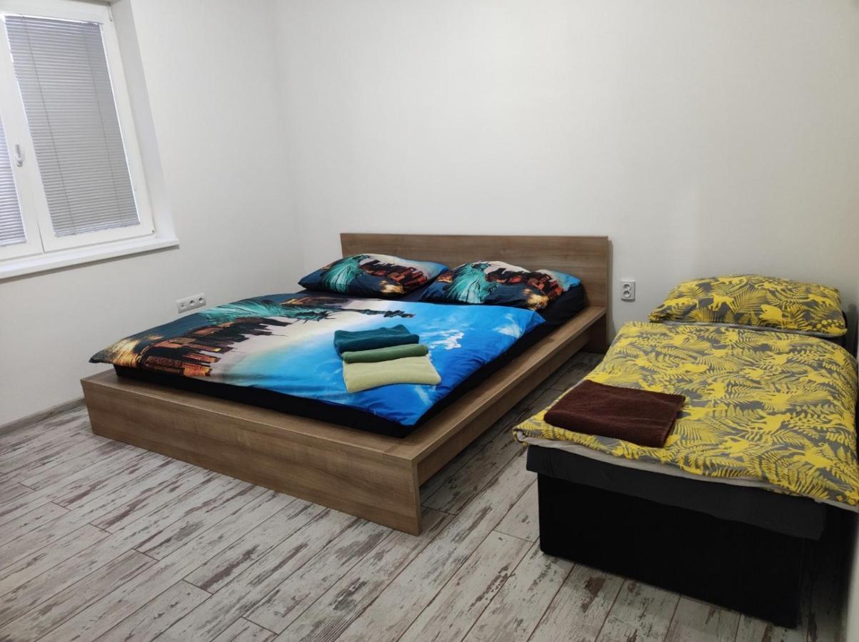 Royal House Trencin Villa ภายนอก รูปภาพ